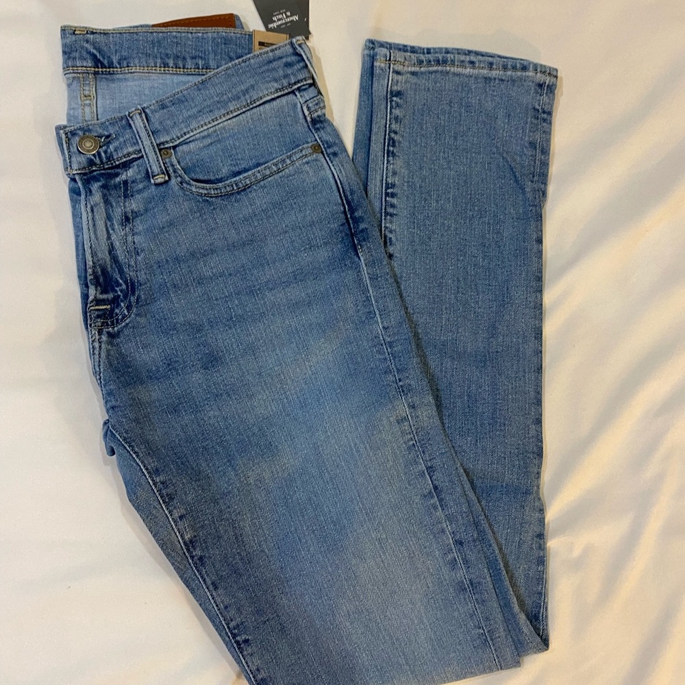 Abercrombie Athletic Skinny Jeans Size 28x34